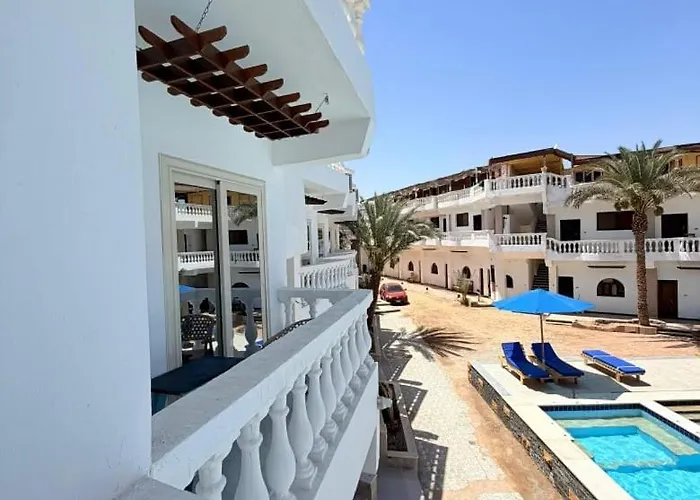 Hotel Seven Heaven Diving Center