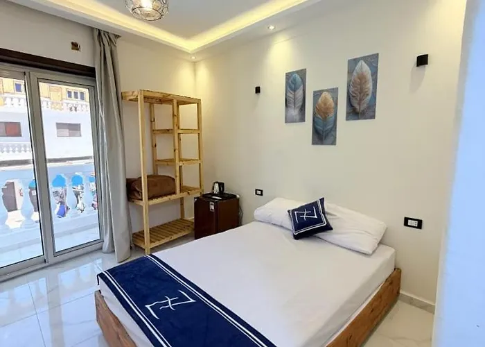 Seven Heaven Diving Center Hotel