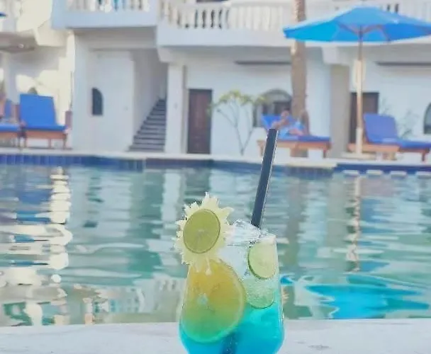 Seven Heaven Diving Center فندق دهب