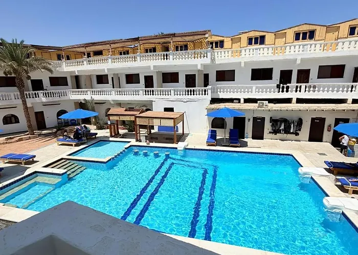 Seven Heaven Diving Center * دهب